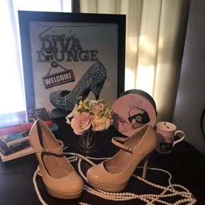 ❤️Heart in D High Heels❤️